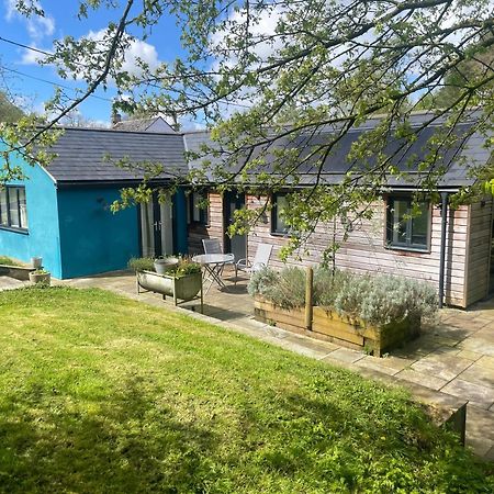 Stylish Cotswolds Retreat Nestled Between Bath And Castle Combe Villa Chippenham  Exterior foto