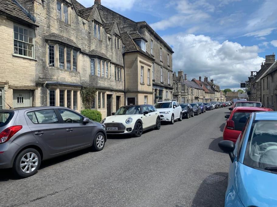 Stylish Cotswolds Retreat Nestled Between Bath And Castle Combe Villa Chippenham  Exterior foto