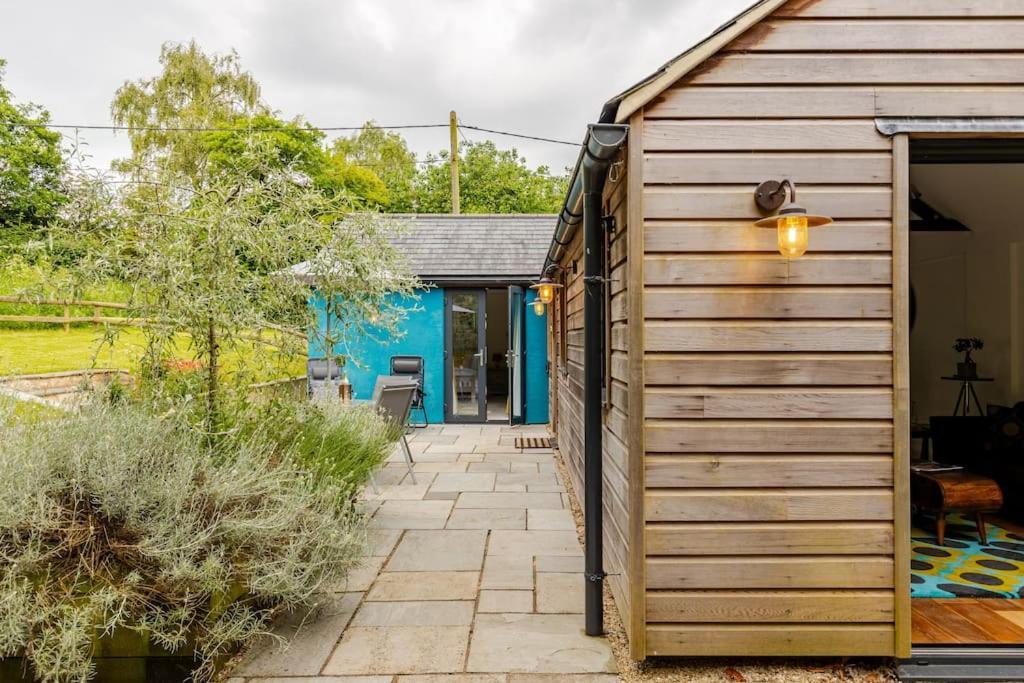 Stylish Cotswolds Retreat Nestled Between Bath And Castle Combe Villa Chippenham  Exterior foto